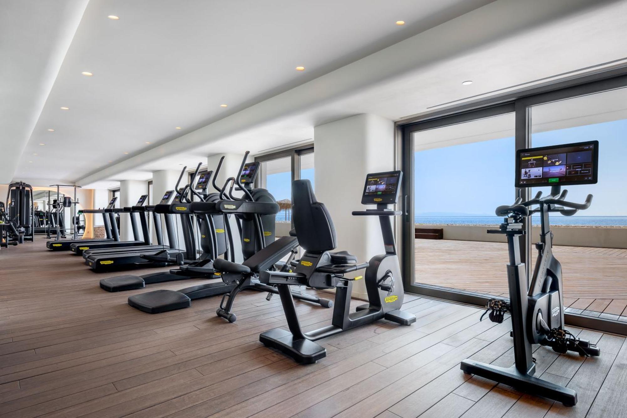 Isla Brown Corinthia Resort & Spa, Curio Collection By Hilton Agii Theodori Exterior foto The gym at the hotel