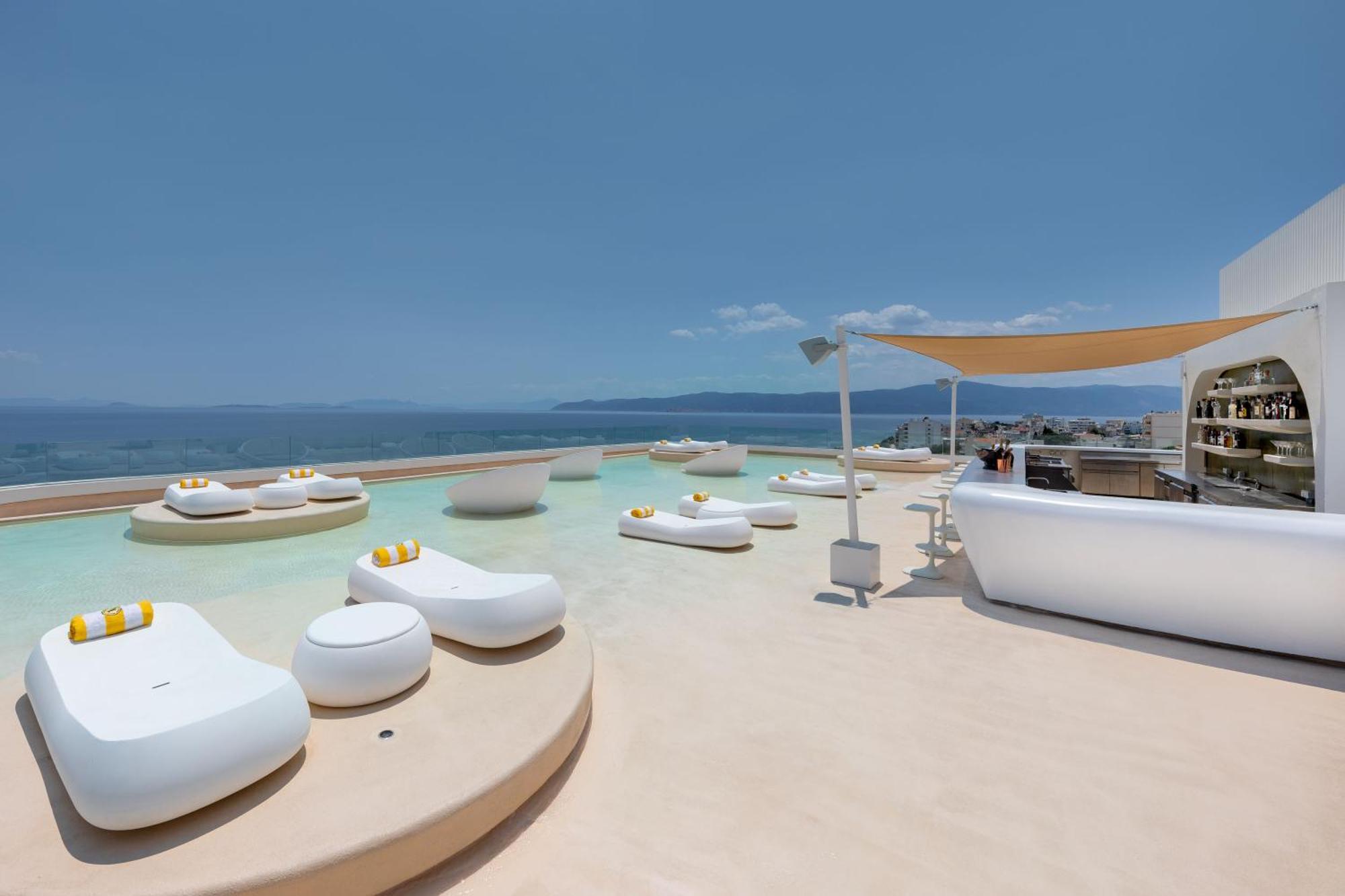 Isla Brown Corinthia Resort & Spa, Curio Collection By Hilton Agii Theodori Exterior foto Sky Bar