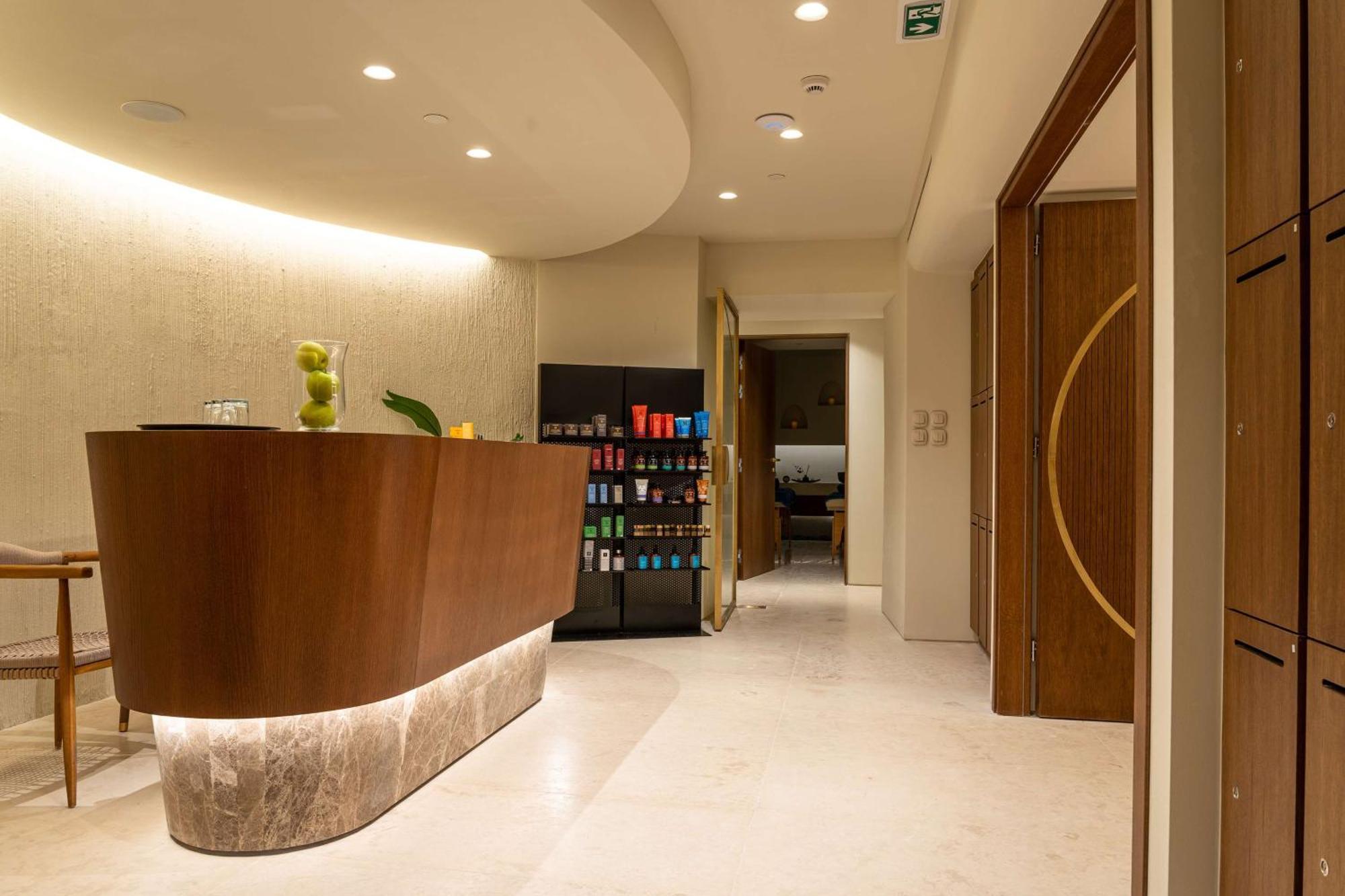 Isla Brown Corinthia Resort & Spa, Curio Collection By Hilton Agii Theodori Exterior foto The Spa at The Dorchester