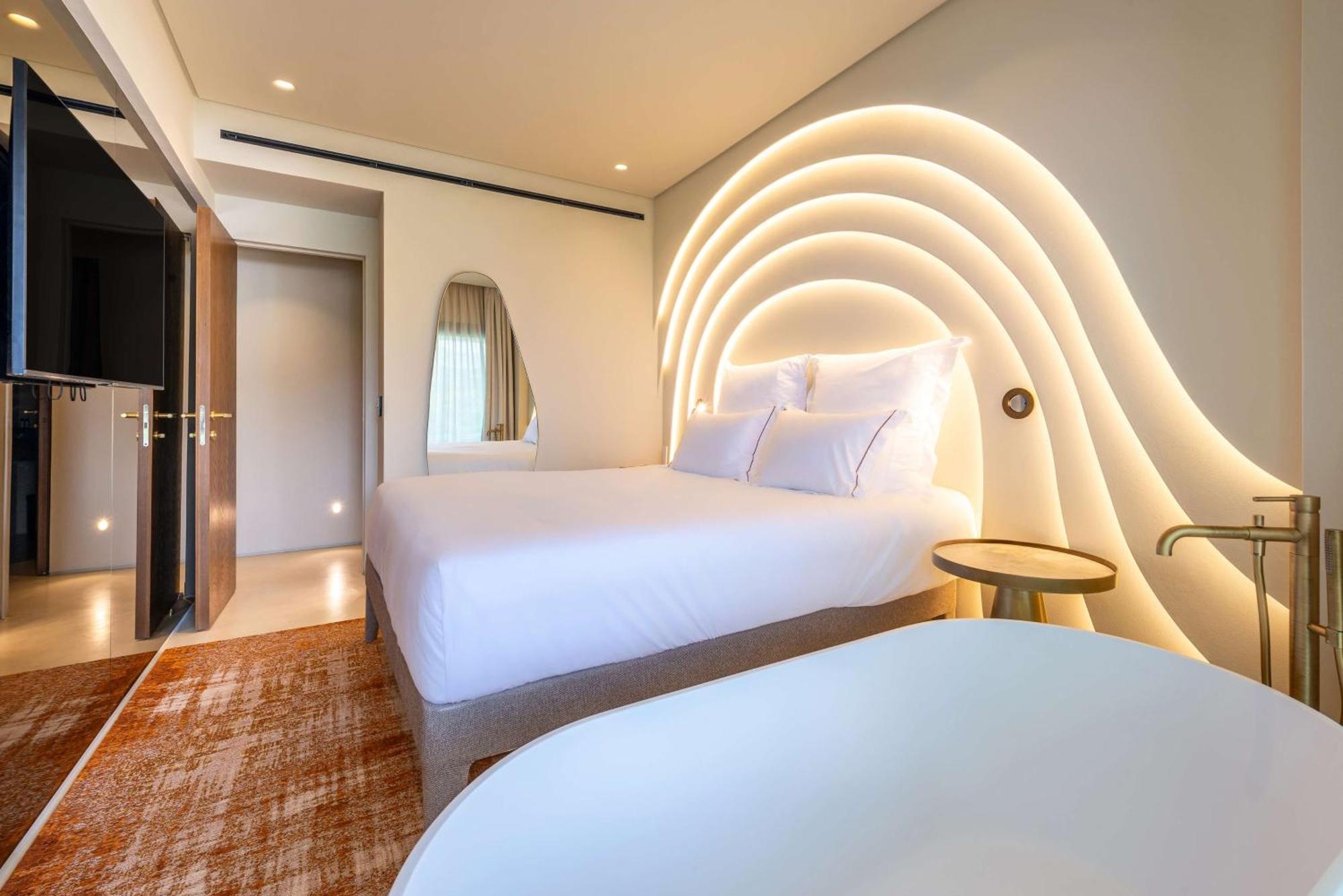 Isla Brown Corinthia Resort & Spa, Curio Collection By Hilton Agii Theodori Exterior foto Deluxe Room